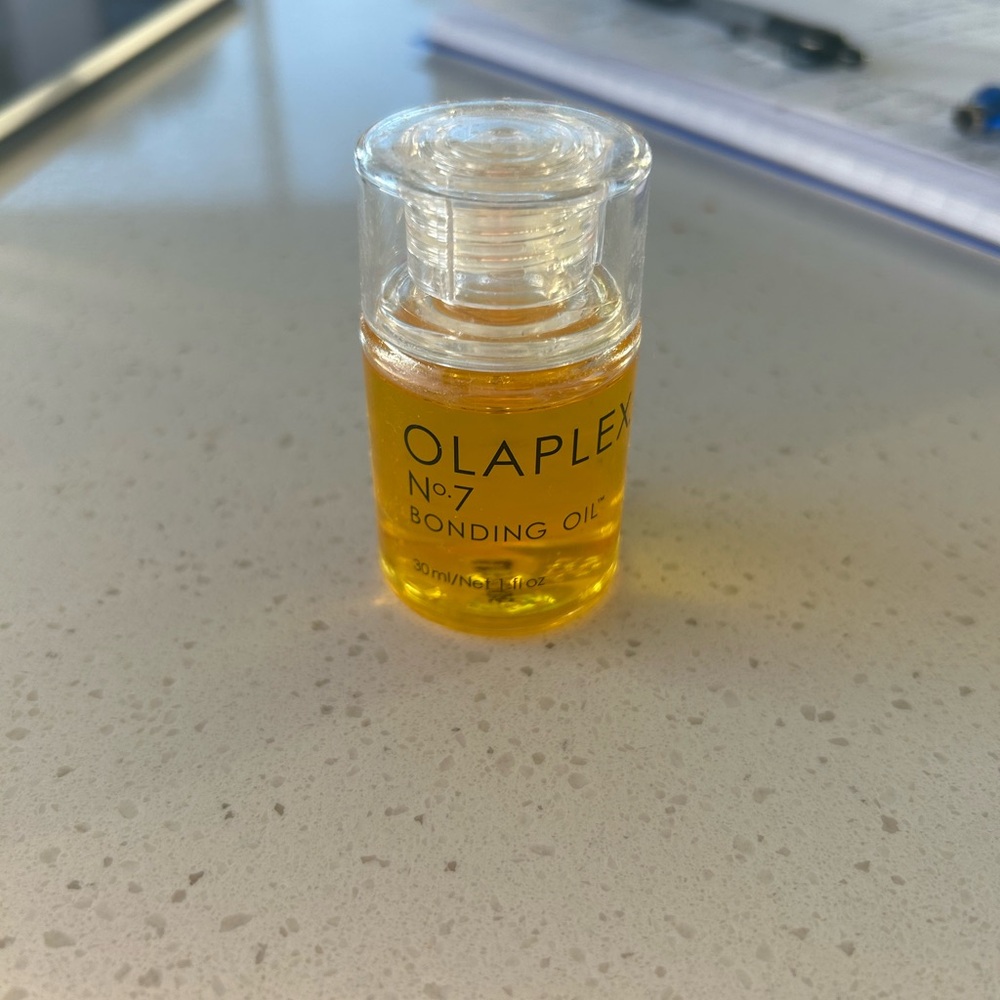 Olaplex No. 7 Bonding Hair Oil